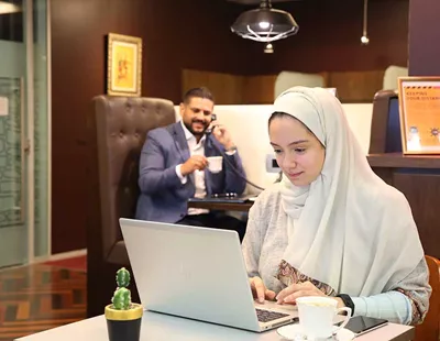 olaya-cw.jpg